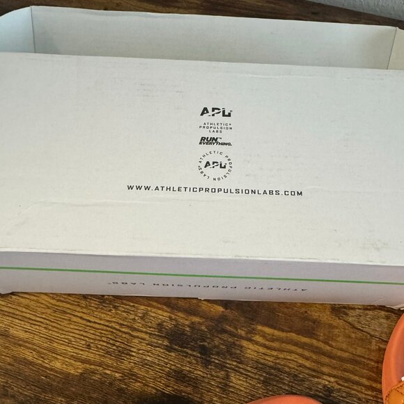 APL Lusso Slide (Athletic Propulsion Labs) in Terracota Mens Size 10/Womens 11.5 - Picture 12 of 15
